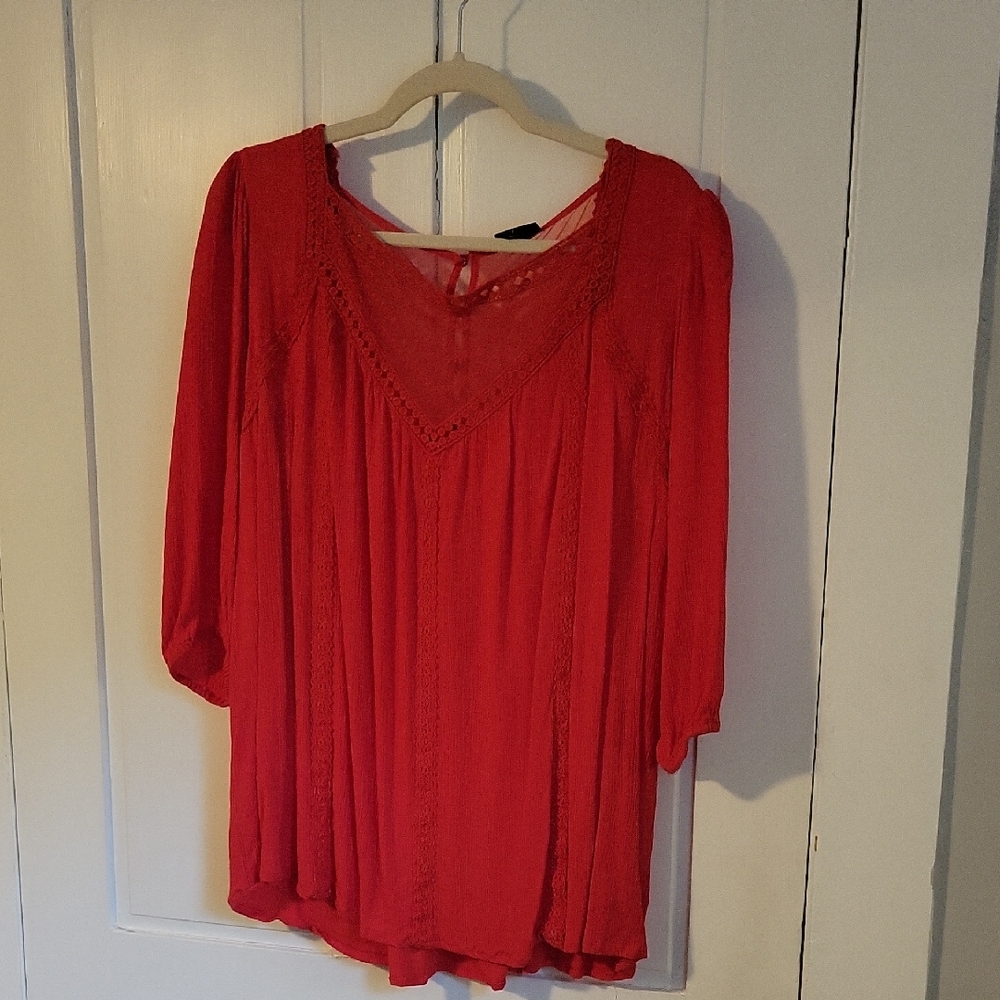 Torrid Red Pleated 3/4 Sleeve Blouse